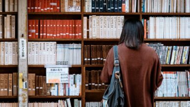 À Perpignan, Auchan recrute des étudiants en alternance et CDI