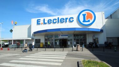 Fronde contre les rayons Fraîche Découpe de Leclerc, accusés de favoriser la production de déchets