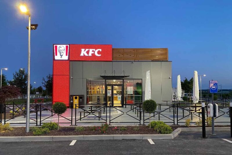 KFC double la mise en France : croissance, innovation et engagement local