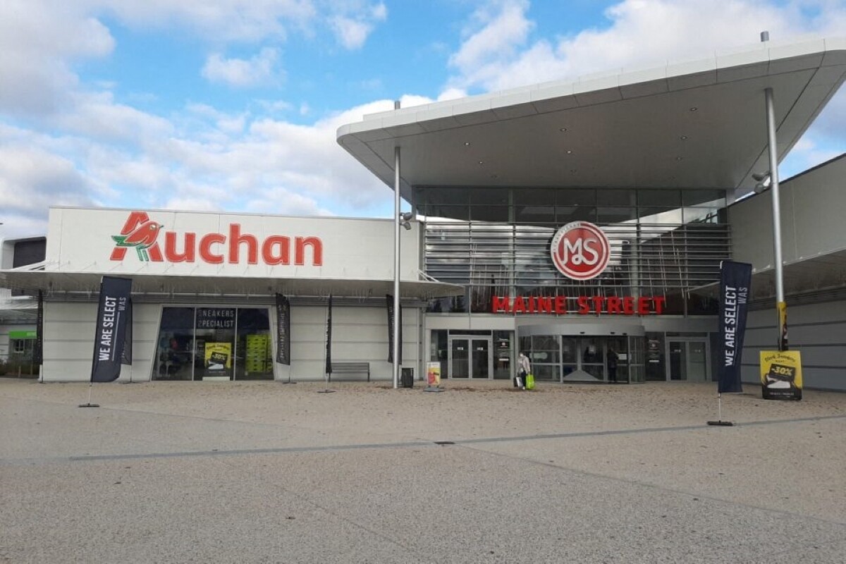 15 supermarchés Auchan fermeront leurs portes d'ici mi-mars 2025